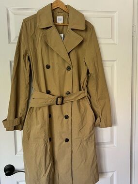 NWT!  GAP Tall Trench Coat in Light Khaki